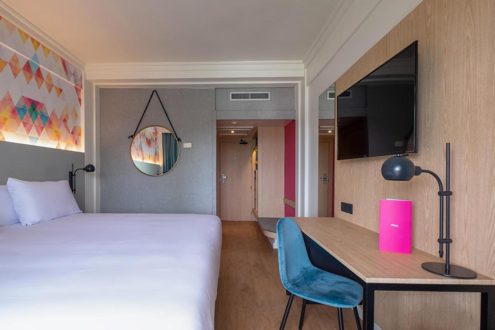 Superior Double Room,1211971852:JPEG