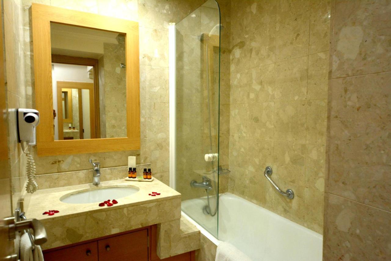 Double Room,1106415018:JPEG