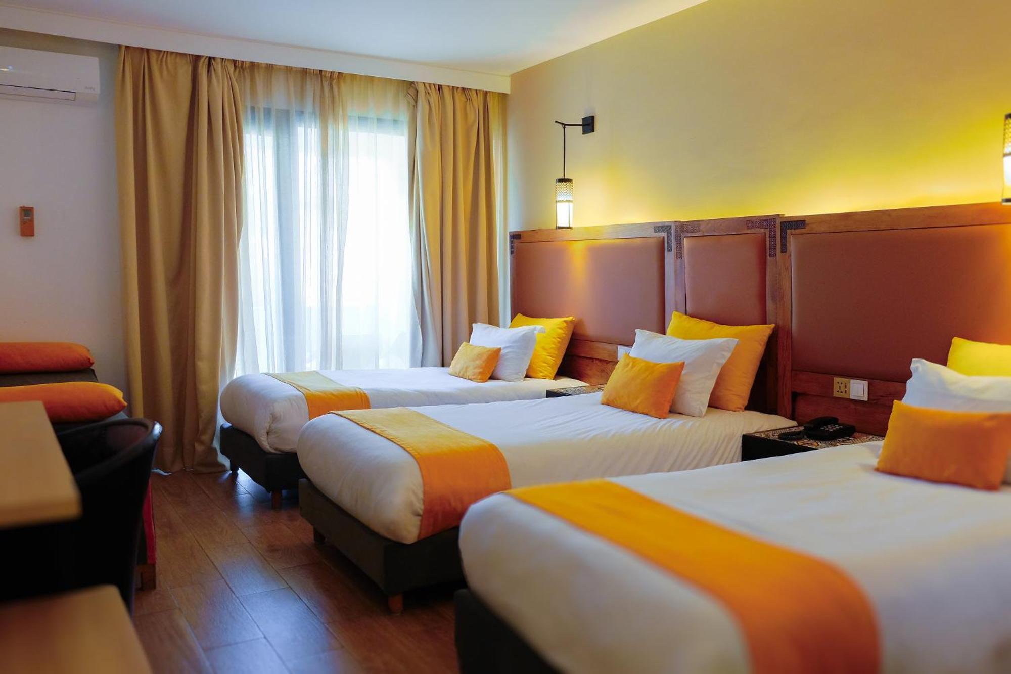 Triple Room,1639560533:JPEG